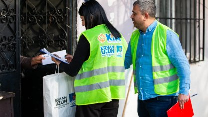 İzmir Narlıdere'de ramazan sofralarına destek