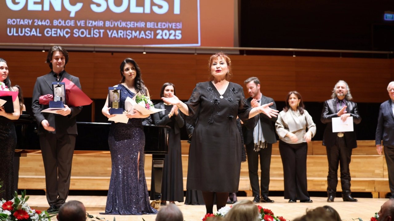 İzmir'de Ödüllü Ulusal Genç Solist Yarışması başlıyor