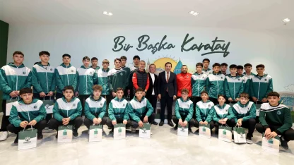 Karatay Belediyespor’dan futbol ve güreşte büyük başarı