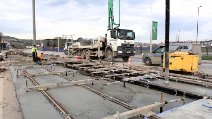 Kartepe Tramvay Hattı'nda durmak yok