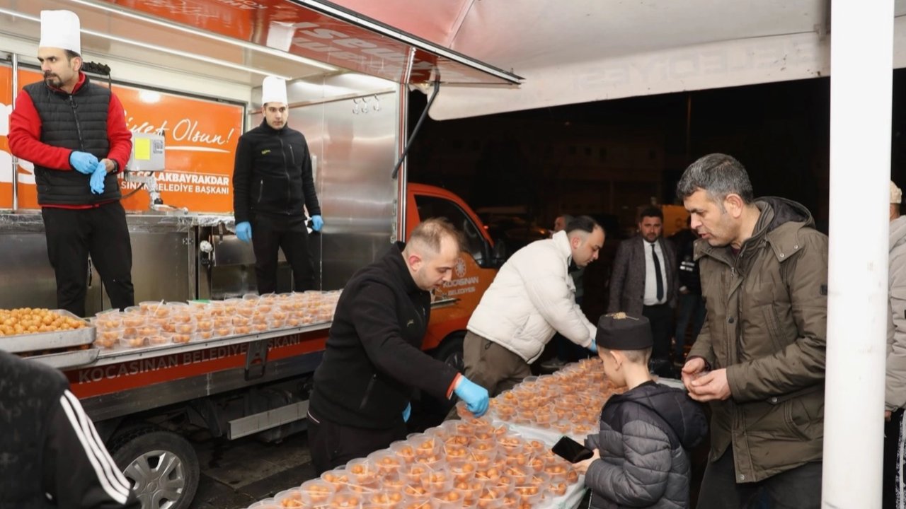 Kayseri Kocasinan'da ramazan bereketine 'İkram'lık tatlı