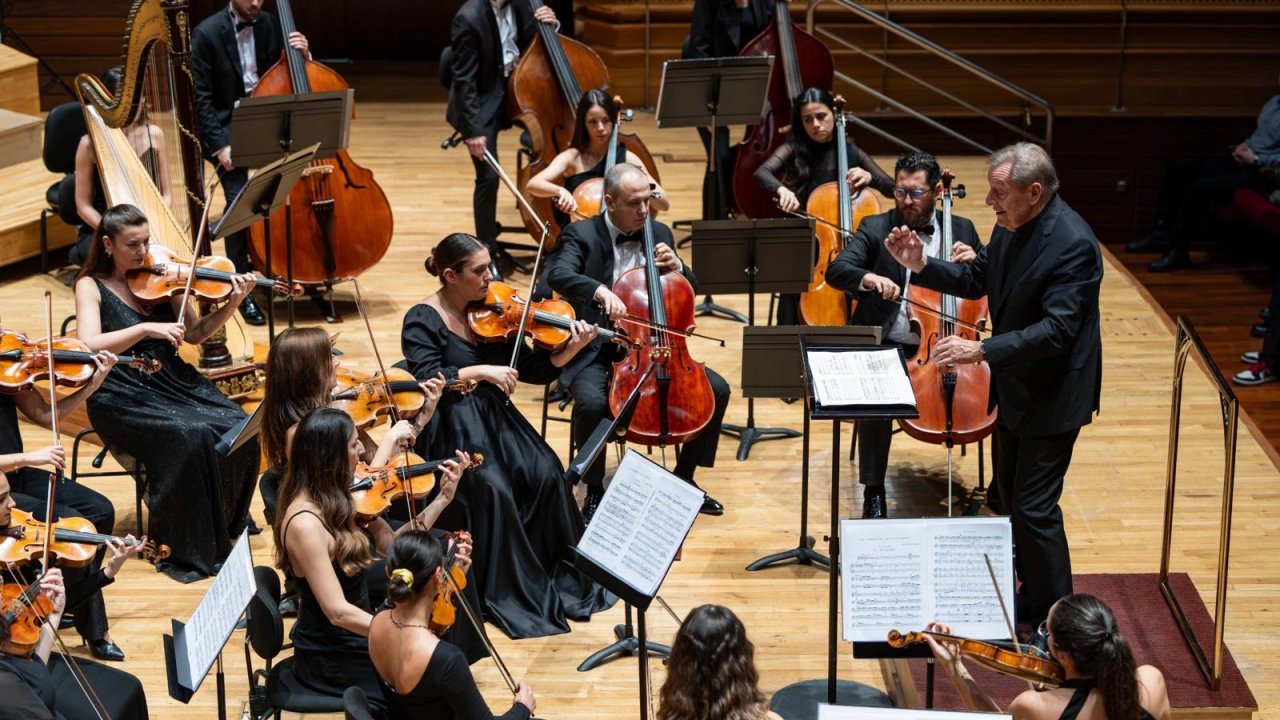 Klasik müziğin ustaları İzmir’de buluştu