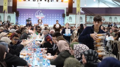 Kocaeli'nin kardeşlik sofrası dolup taşıyor