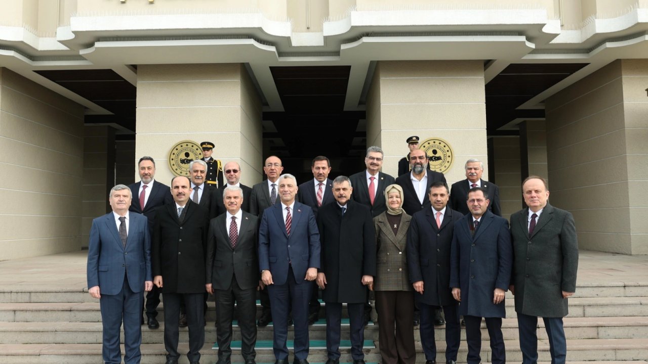Konya protokolünden Bakan Çiftçi'ye 'hayırlı olsun' ziyareti