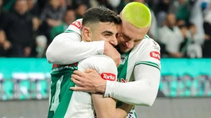 Konyaspor durdu durdu lideri avladı 2-