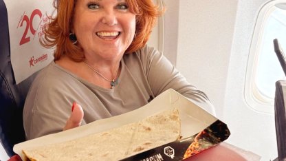 Mangal Lahmacun'a uçak yolcularından büyük ilgi