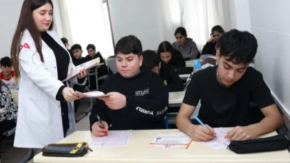 Mersin’de öğrencilere sınav yolunda büyük destek