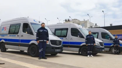 Mersin’de yatağa bağımlı hastalara ücretsiz nakil hizmeti
