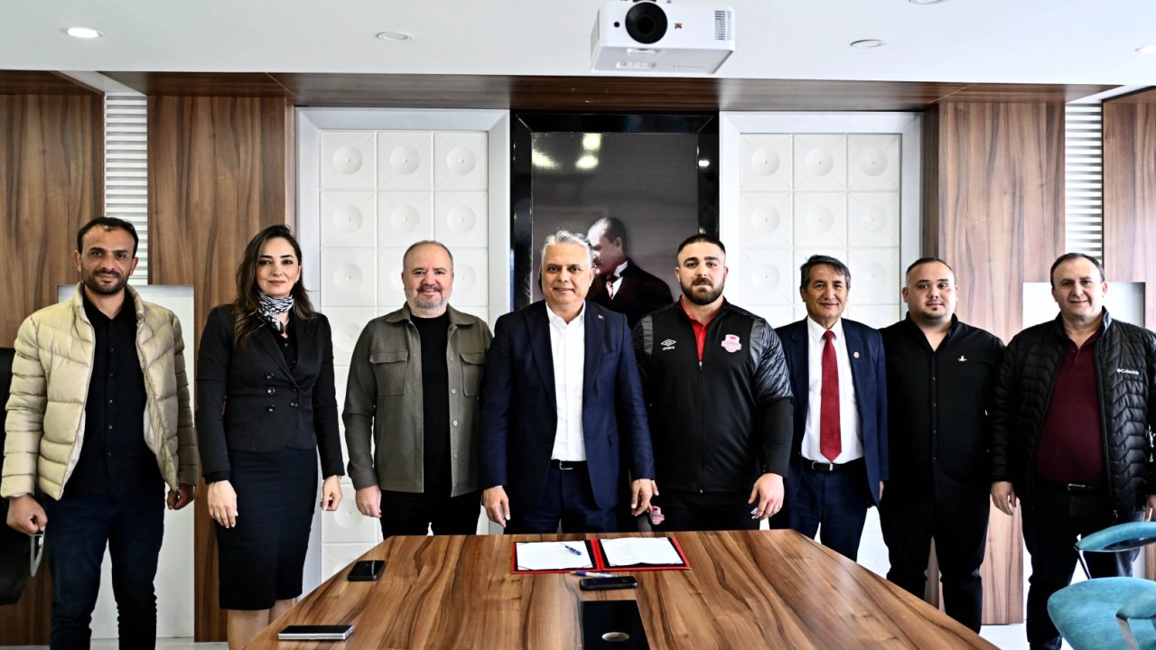 Muratpaşa’ya taze kan: Osman Kan