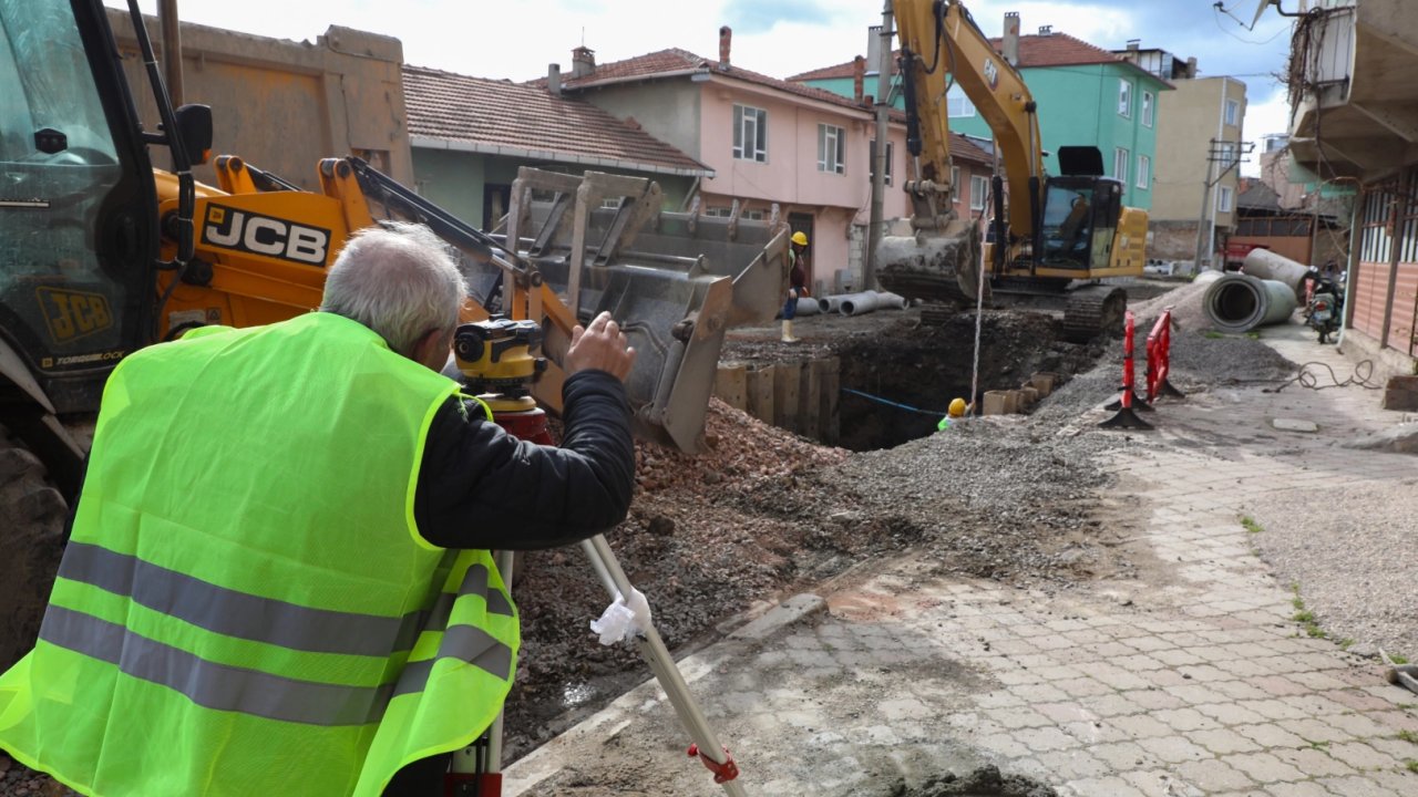 Mustafakemalpaşa’nın altyapısı Büyükşehir’le yenileniyor
