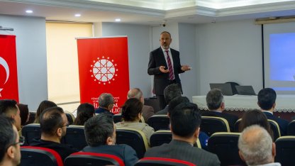 Osmaniye’de yapay zekâ çağında gazeteciliğin geçirdiği dönüşüm anlatıldı