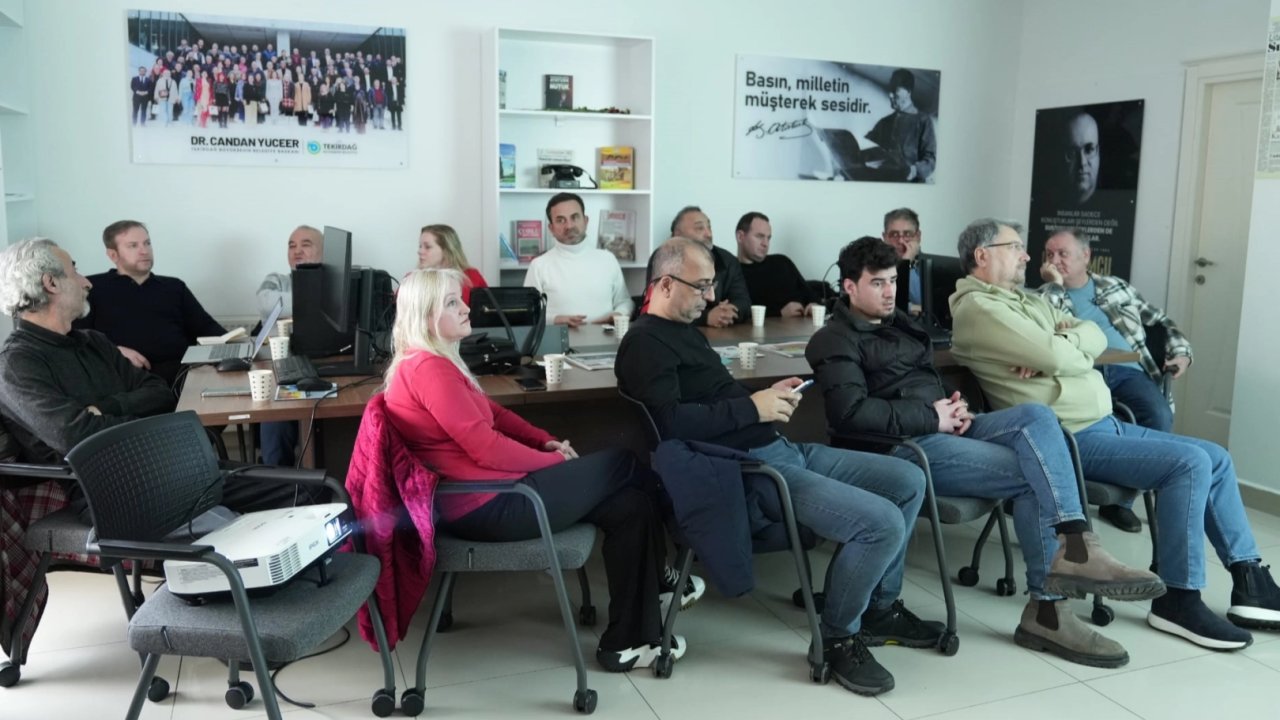 Tekirdağ’da gazetecilere yapay zekâ eğitimi