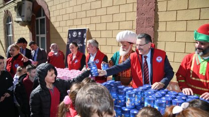 Trabzon’da tekne orucu etkinliğinde çocuklarla buluşma
