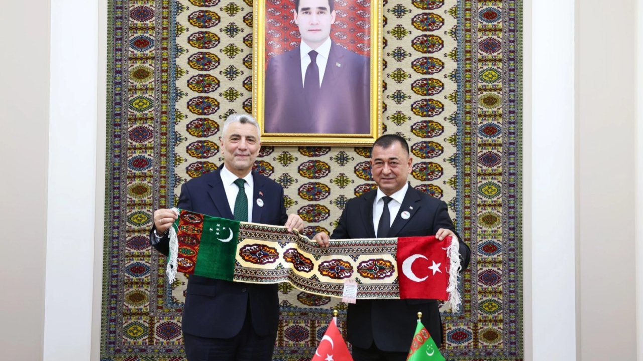 Türkiye ve Türkmenistan ticari ilişkileri geliştiriyor... Hedef 5 milyar dolar