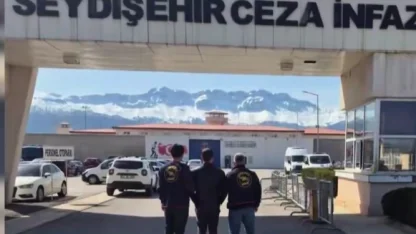 32 ilde FETÖ'den 64 şüpheli yakalandı