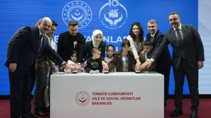 661 şehit, gazi ve yakını kamuya atandı... Şehit ve gazi çocuklarına '25 Yaş Tanıtım Kartı'