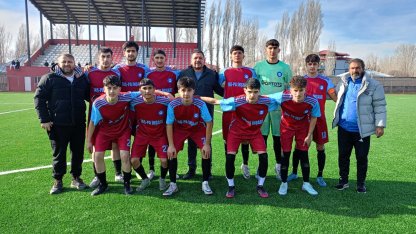 Ağrı’da U18 Ligi Şampiyonu Patnos Spor oldu
