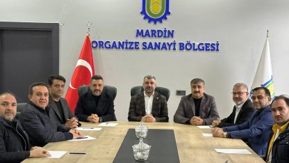 AK Partili Faruk Kılıç tekstilcileri dinledi