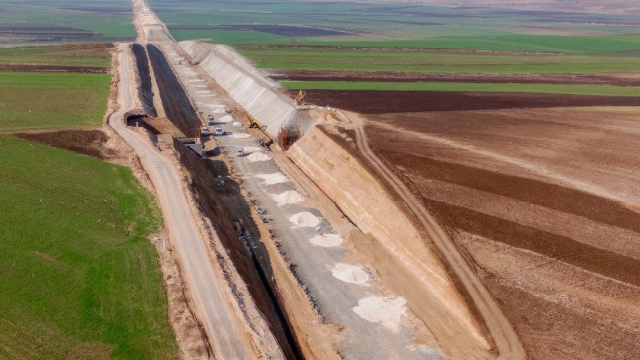 Akdeniz’i Güneydoğu’ya bağlayacak dev projede yüzde 81 ilerleme