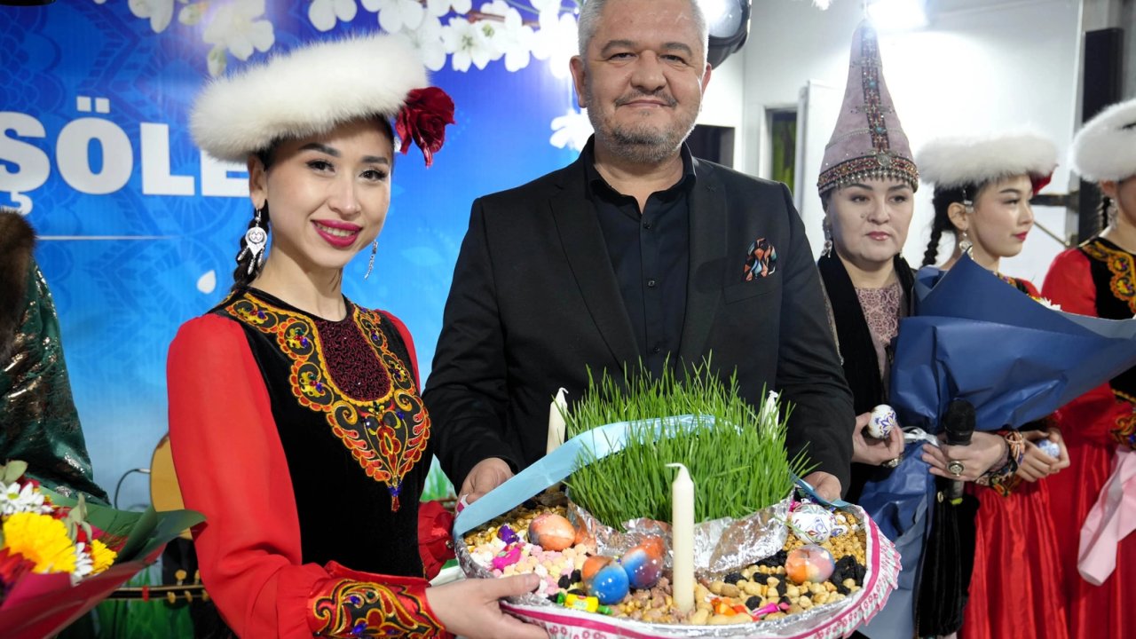 Ankara Keçiören'de bahar uluslararası karşılandı