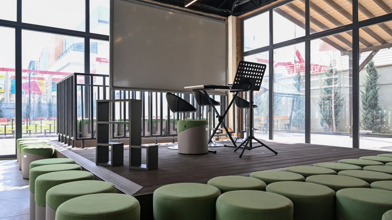 Ankara'da gençlere ve müziğe tam destek