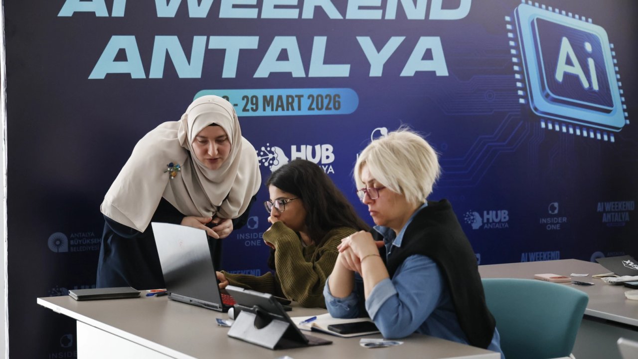Antalya’da gençler “AI Weekend ” ile yapay zeka ile buluştu
