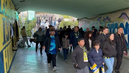 Başkan Akın’dan Sındırgılı depremzede gençlere spor desteği