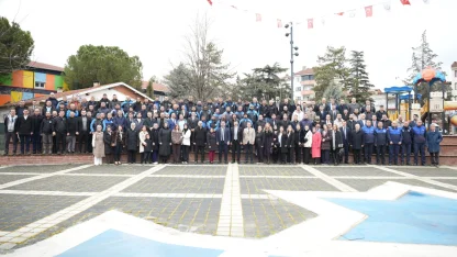 Başkan Ercan Özel: “Sizler bu şehrin görünmeyen kahramanlarısınız”