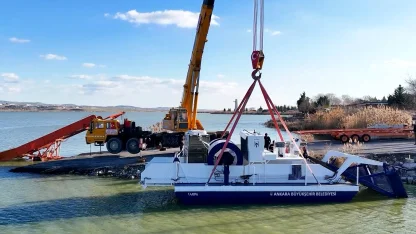 Başkent'in göletlerinde temizlik ve bakım sürüyor