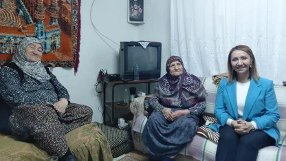 Bilecik Pazaryeri’nde yaşlılara vefa ziyareti