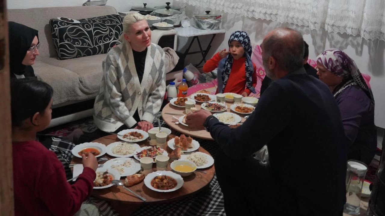 Bilecik'te Başkan Subaşı, Demircan ailesinin sofrasında oruç açtı