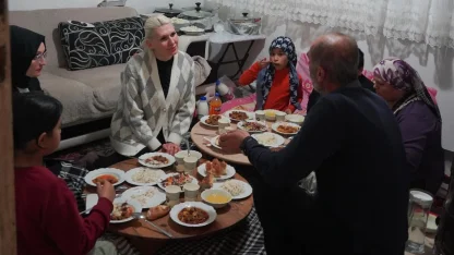 Bilecik'te Başkan Subaşı, Demircan ailesinin sofrasında oruç açtı