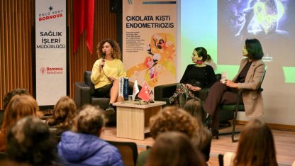 Bornova'da kadınlar deneyimlerini paylaştı, uzmanlar endometriozisi anlattı