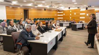 Bornova’da muhtarlara 'dijital dönüşüm' eğitimi