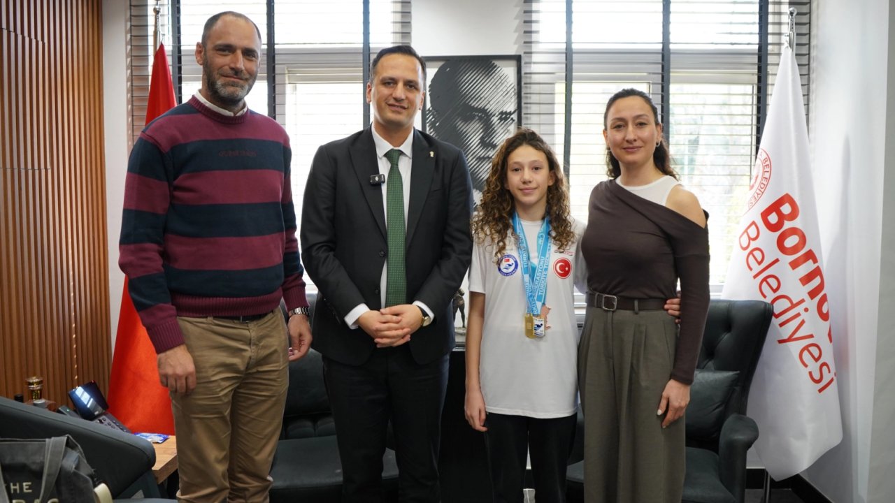 Bornovalı şampiyonlardan Başkan Eşki'ye gurur ziyareti