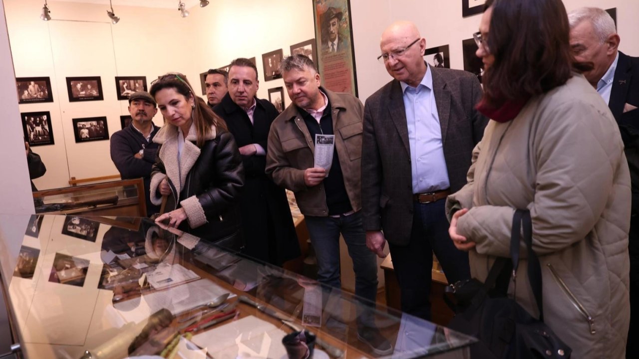 Bursa basınından Orhan Kemal Müzesi’ne ziyaret