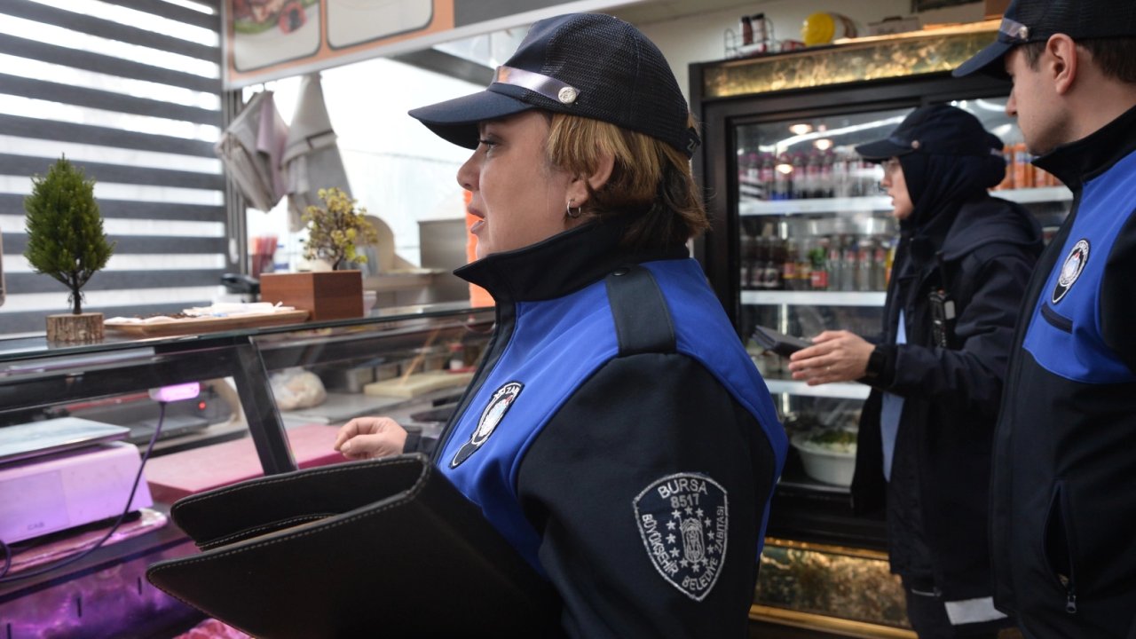 Bursa Büyükşehir Belediyesi dört koldan bayrama hazır