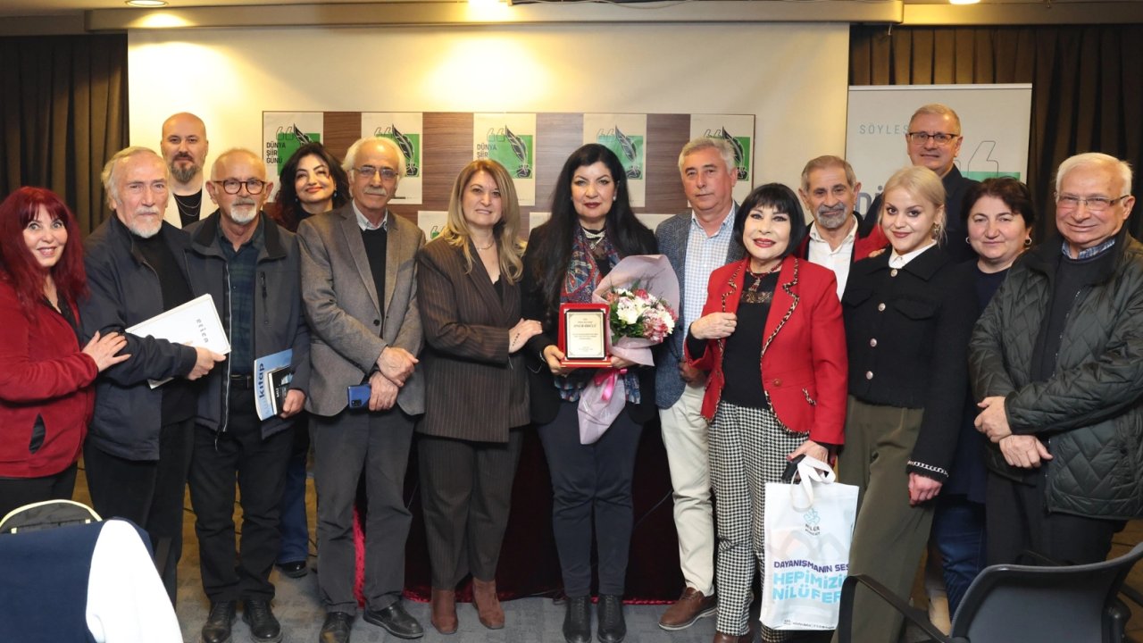 Bursa Nilüfer'de Dünya Şiir Onur Ödülü Nisa Leyla’ya verildi