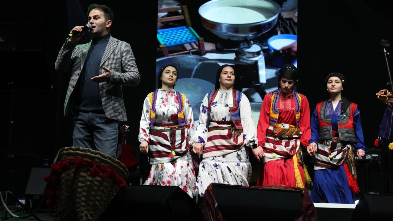 Bursa Nilüfer'de Ramazan Sokağı’nı Karadeniz kültürü sardı