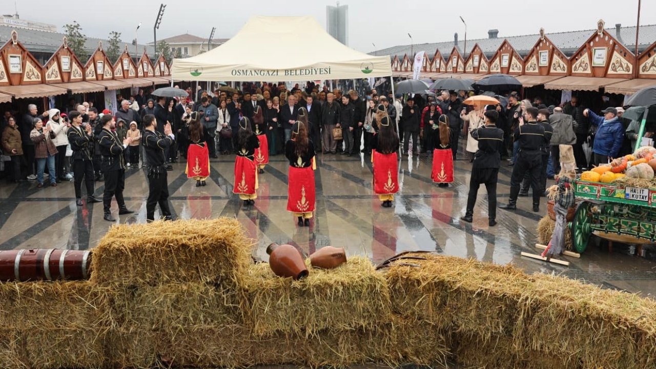 Bursa Osmangazi’de Atalık tohumlar geleceğe taşınıyor... 40 bin tohumla geleceğe yatırım