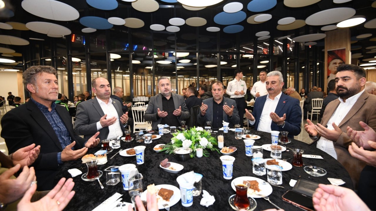 Bursa Osmangazi’de spor camiası iftar sofrasında buluştu