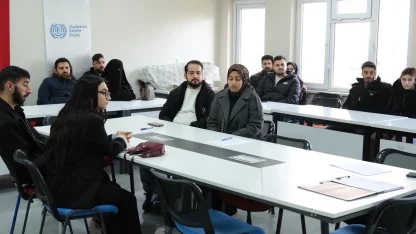 Bursa Yıldırım'da genç çiftlere 'aile' eğitimi