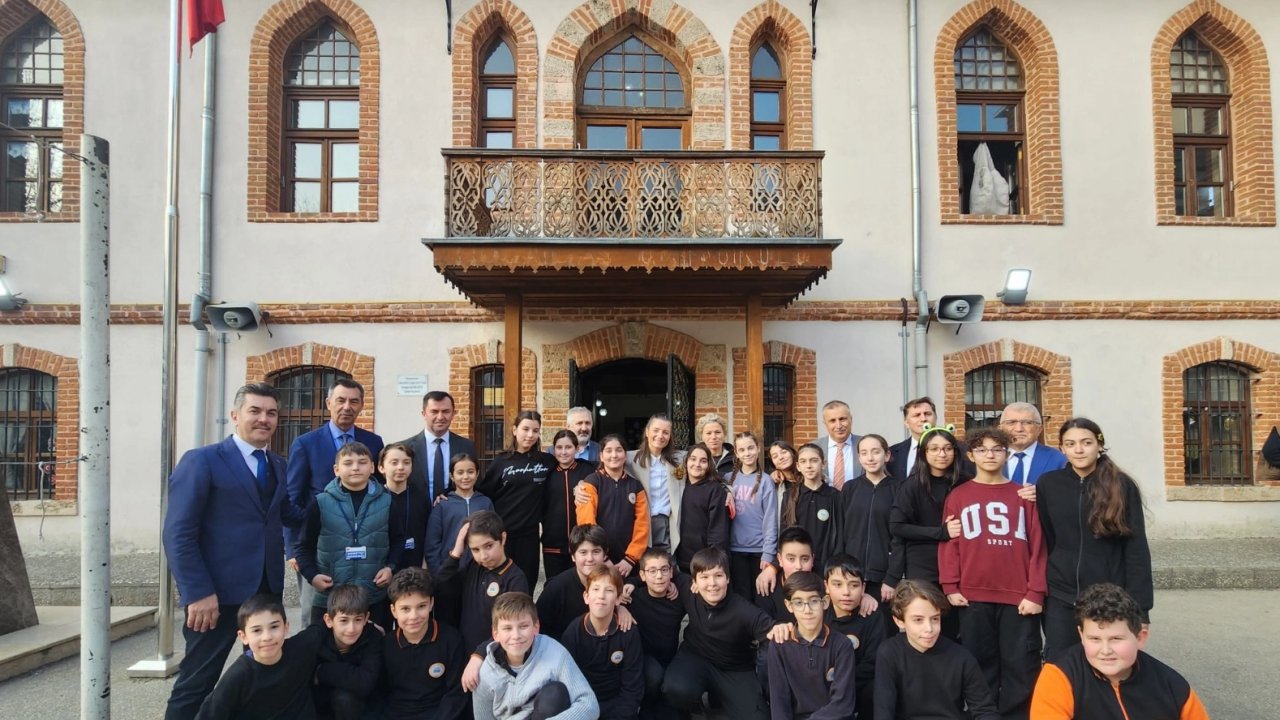 Bursa’da eğitim yatırımları yerinde incelendi