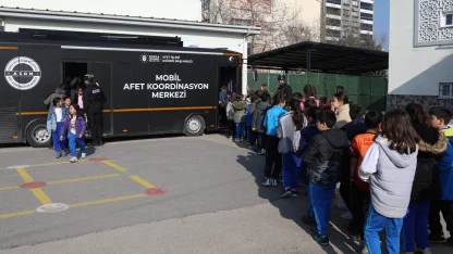 Bursalı miniklere Büyükşehir'den afet eğitimi