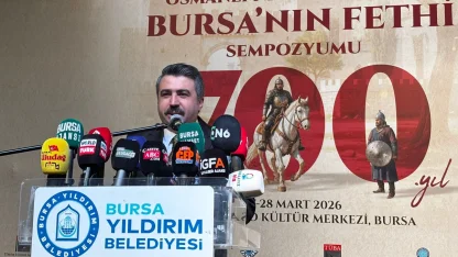 Bursa’nın fethinin 700. yılında anlamlı sempozyum... Bursa'nın tarihine ışık tutan sempozyum