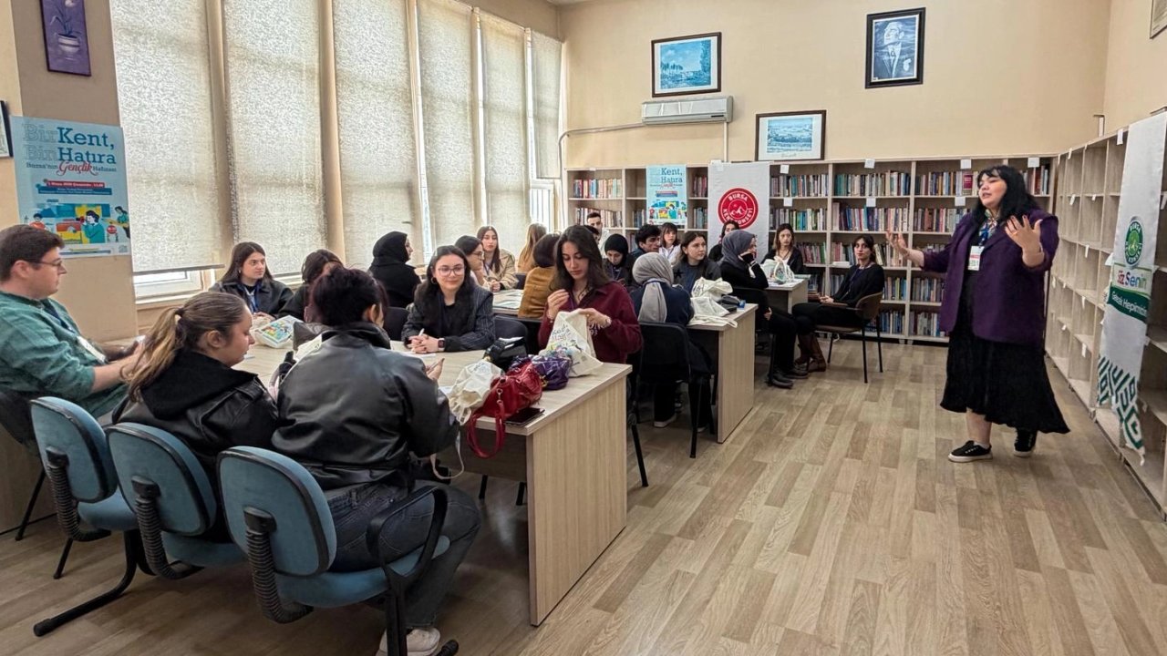 Bursa’nın hafızası geleceğe gençlerle taşınıyor