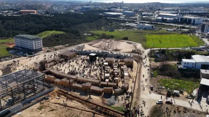 Çayırova Mekke Film Platosu, ziyaretçi akınına uğradı
