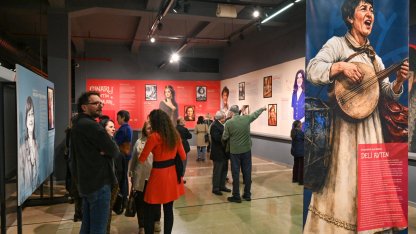 ‘Çınarlı Kentin Kadınları'nın dünyasına yolculuk