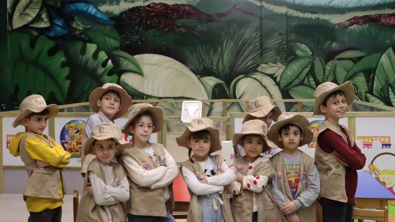 Çocuklar, Maltepe'de ara tatil etkinlikleriyle eğlendi