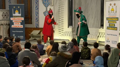 Çocuklar Ramazan'ı Karagöz ve Hacivat ile öğreniyor